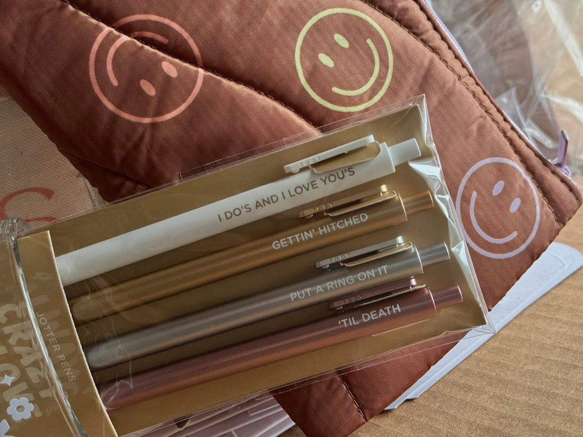 Crazy in Love Pen: Set of 4