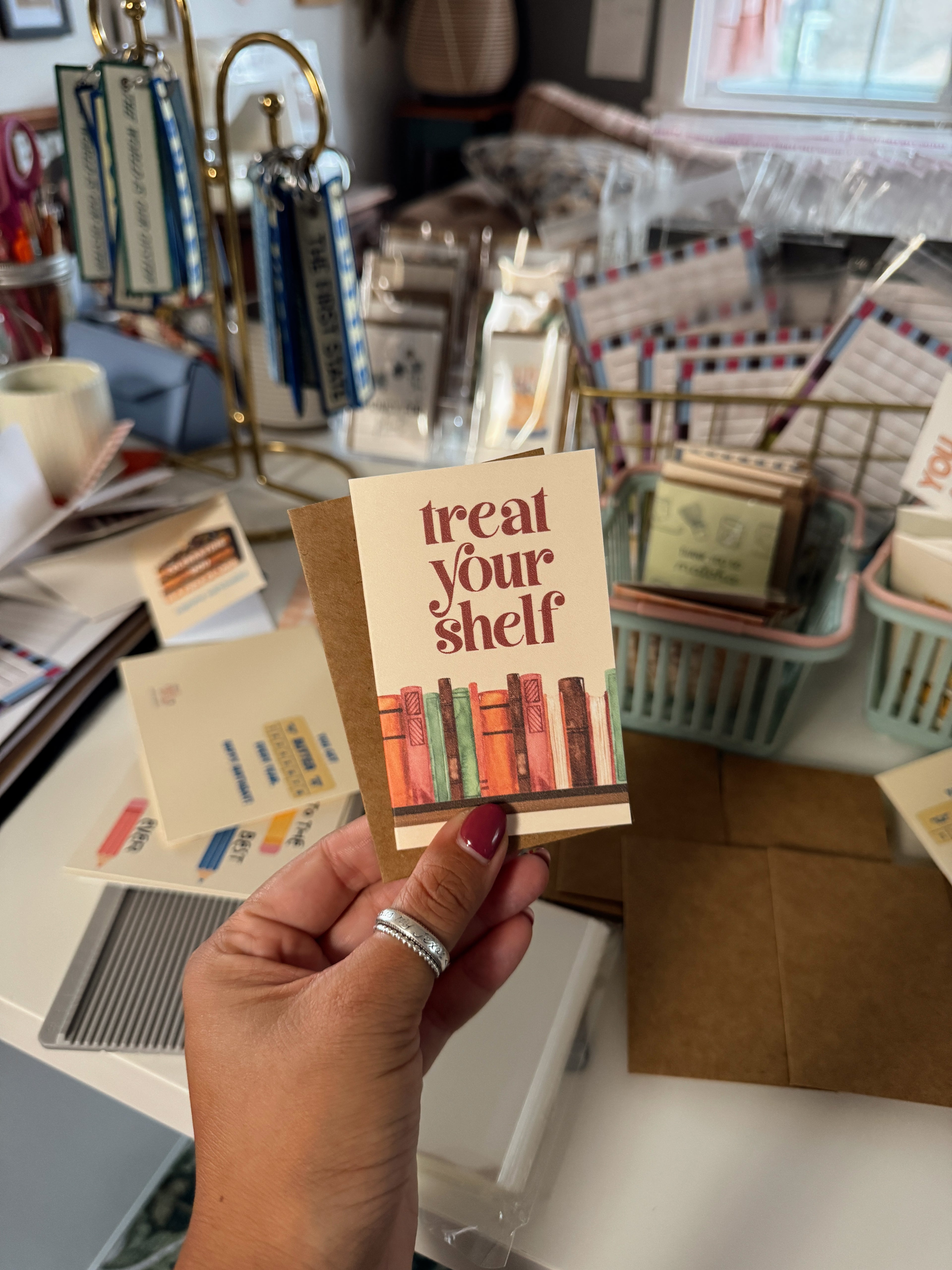 Mini Treat ur Bookshelf Note Card