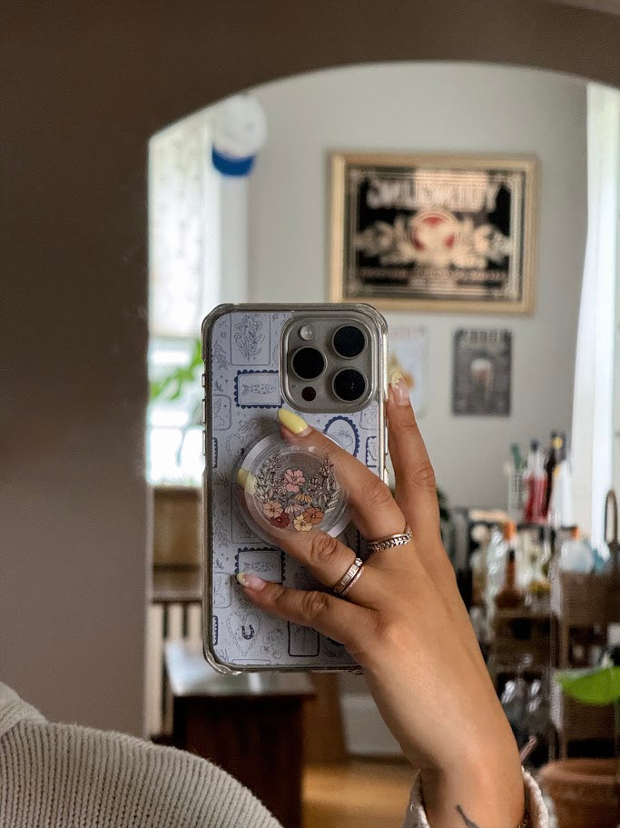 Wild Flower Magnetic Grip | Kindle and Phone Accessory