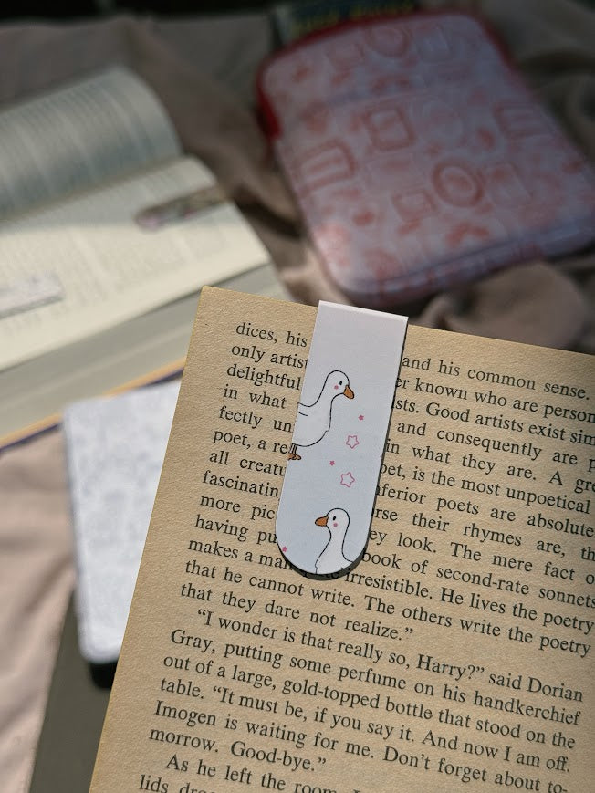 Goose Magnetic Bookmark