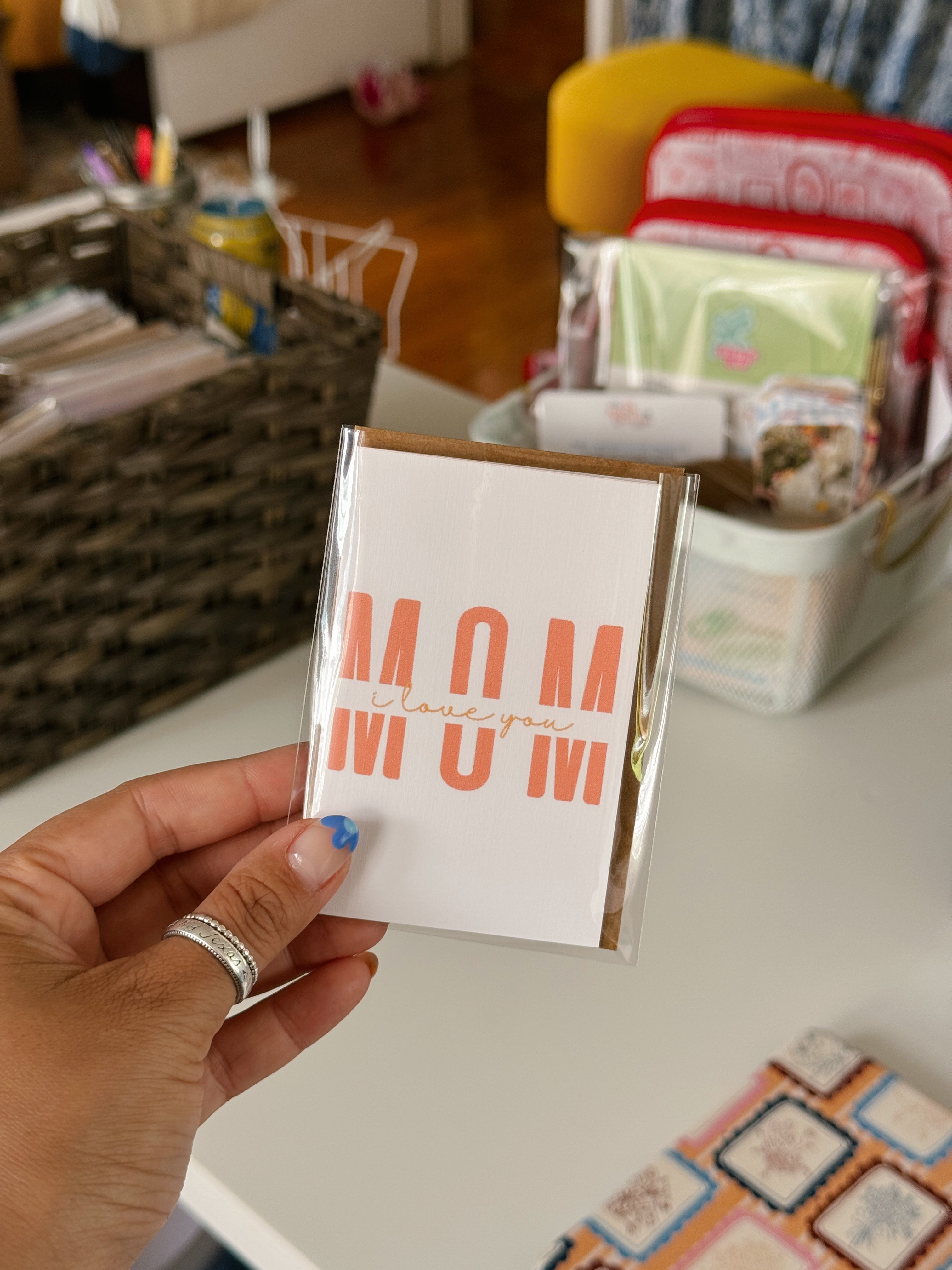 Mini Mom ILY Note Card